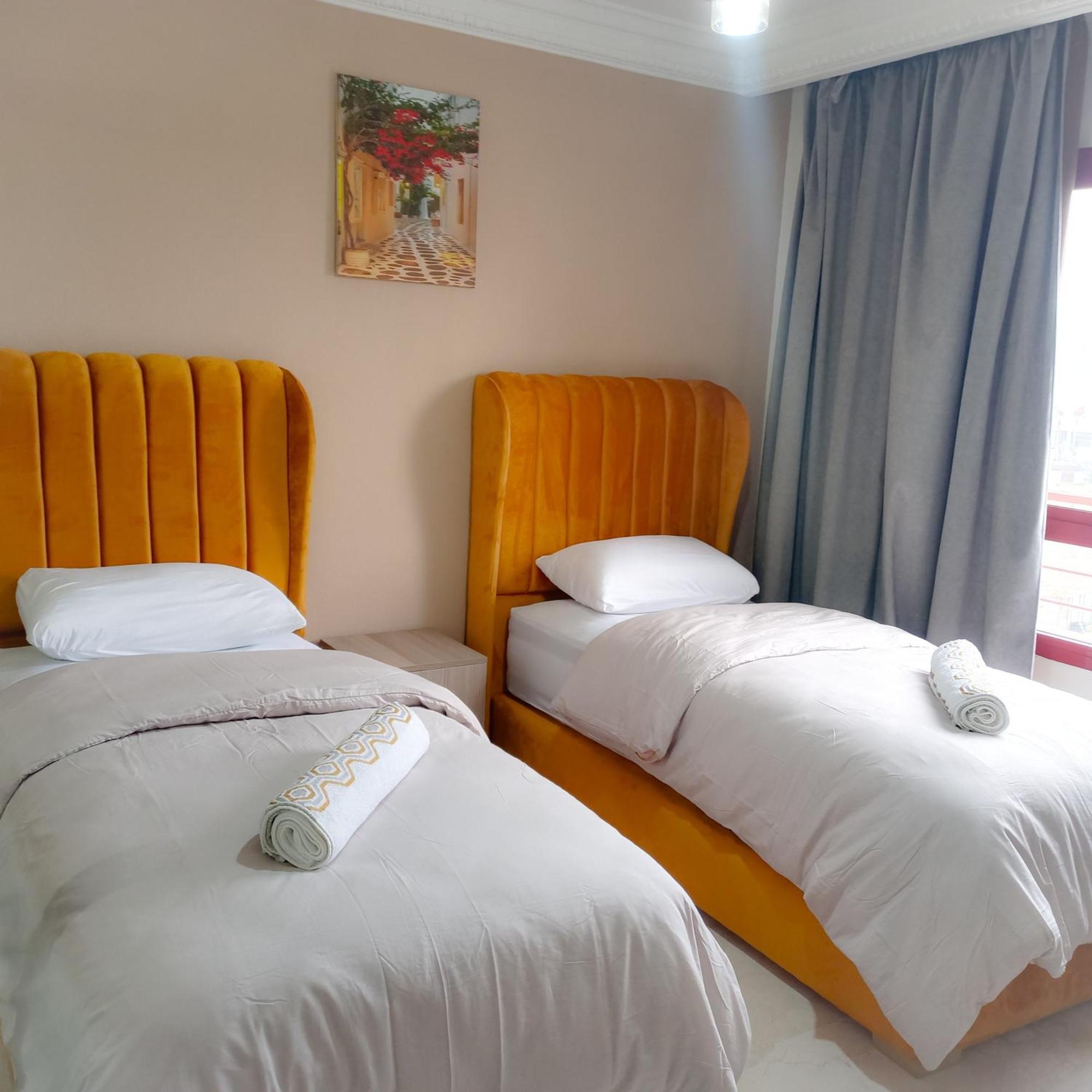 Moderne Appartement Au Plein Centre-Ville En Face Hilton & La Gare De Train Tgv Avec Climatisation Танжер Экстерьер фото