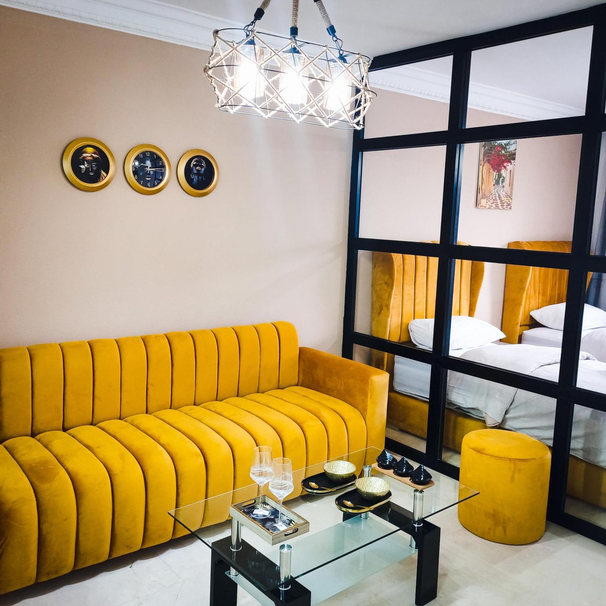 Moderne Appartement Au Plein Centre-Ville En Face Hilton & La Gare De Train Tgv Avec Climatisation Танжер Экстерьер фото