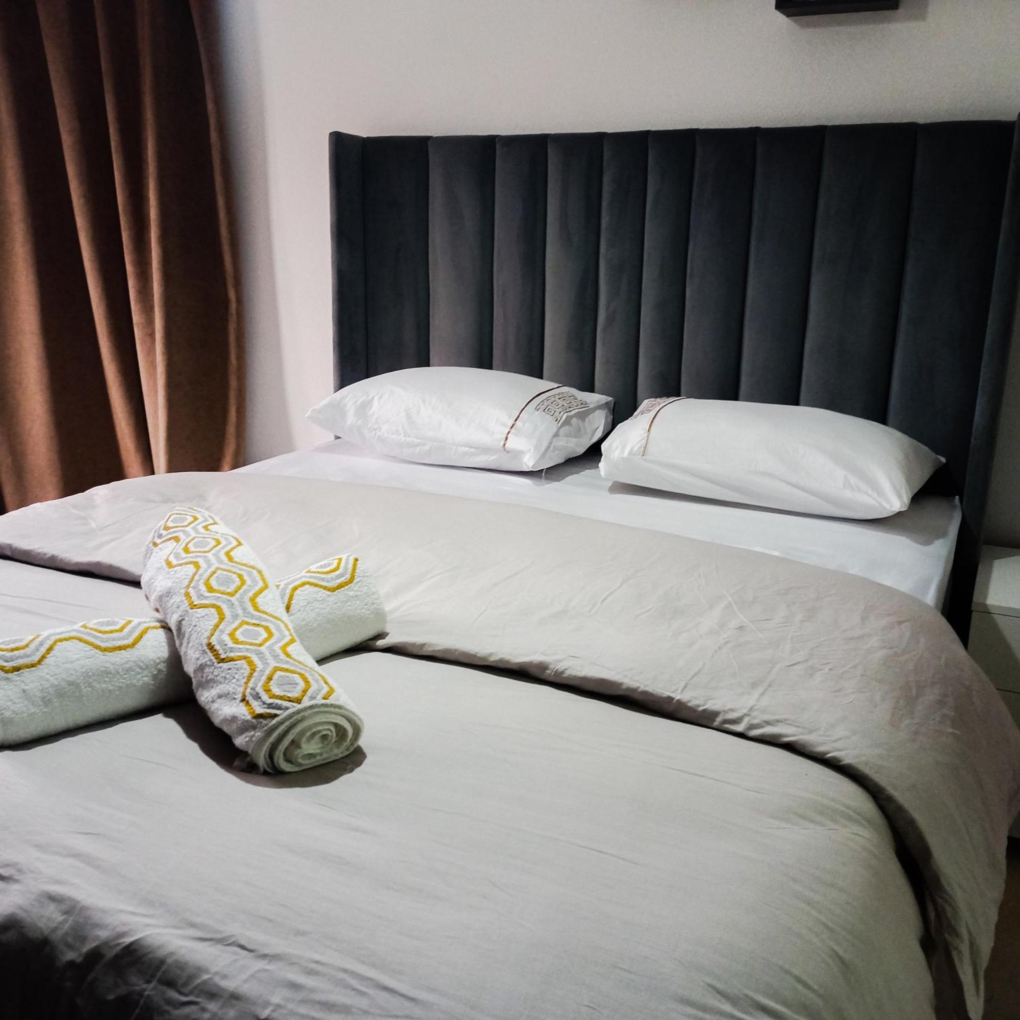 Moderne Appartement Au Plein Centre-Ville En Face Hilton & La Gare De Train Tgv Avec Climatisation Танжер Экстерьер фото
